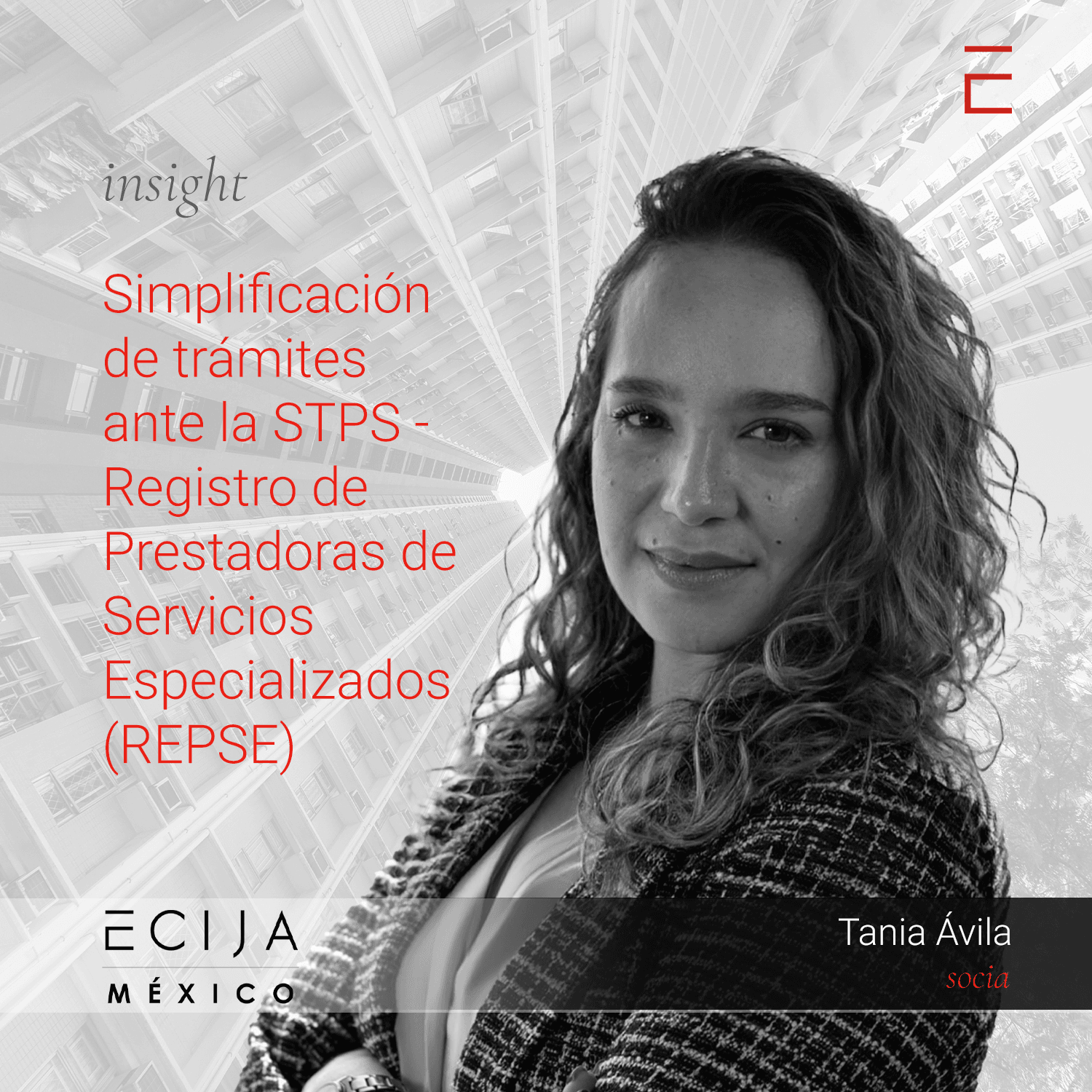 La imagen presenta a Tania Ávila, quien habla sobre la simplificación de trámites ante la STPS.