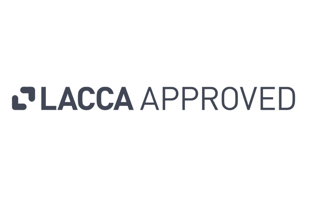 Logotipo que indica aprobación por LACCA.