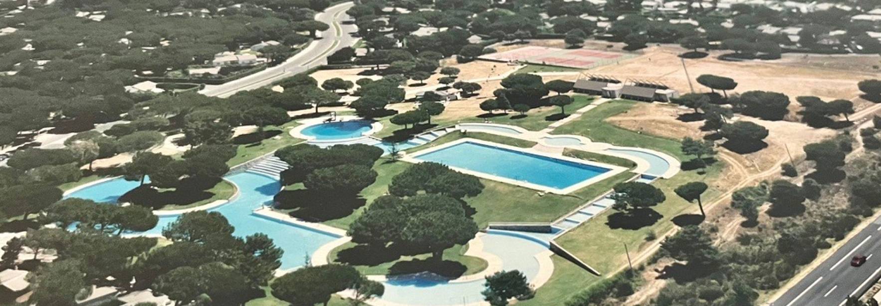 Un juzgado obliga al Ayuntamiento de Maello (Ávila) a hacerse cargo de una urbanización construida en los 70 y abandonada a su suerte