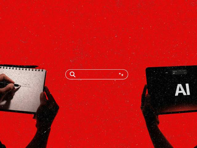 La imagen muestra dos manos, una sosteniendo un bloc de notas y la otra una tablet con la palabra 'AI', sobre un fondo rojo.